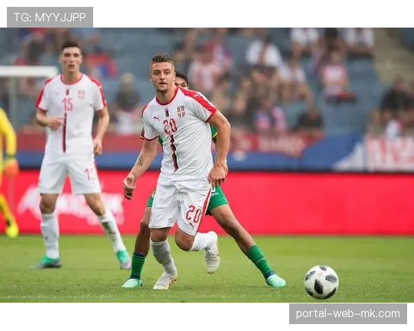 多家法国俱乐部财报显示,转会市场收入成为重要支柱 多家法国俱乐部财报显示,转会市场收入成为重要支柱